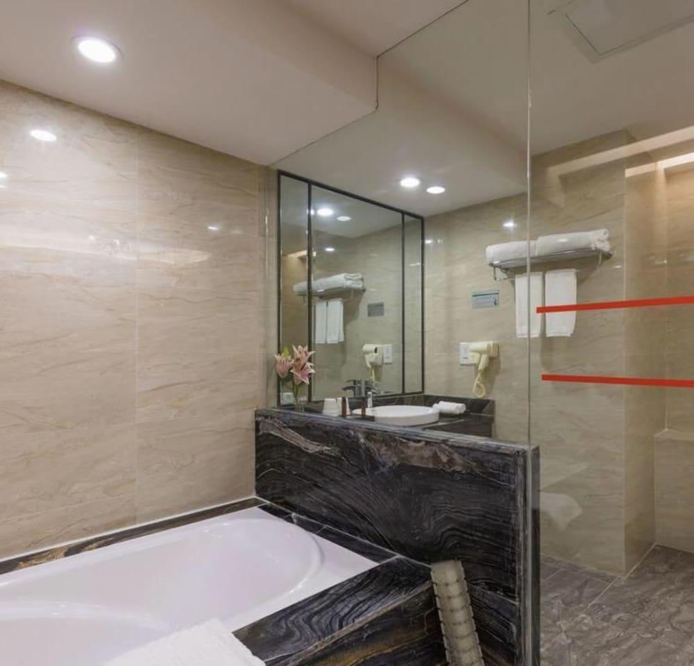 Manhatton Hotel ג'וחאי מראה חיצוני תמונה