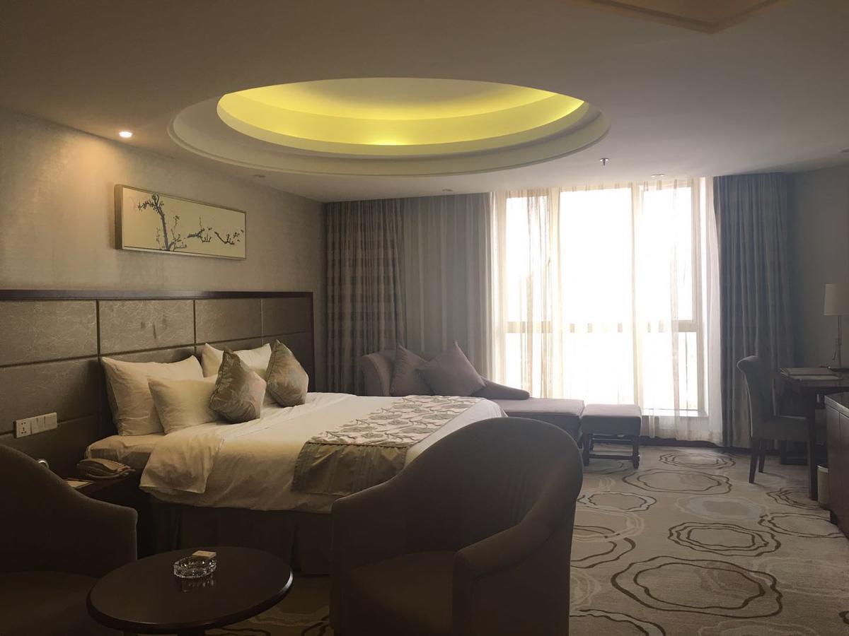 Manhatton Hotel ג'וחאי מראה חיצוני תמונה