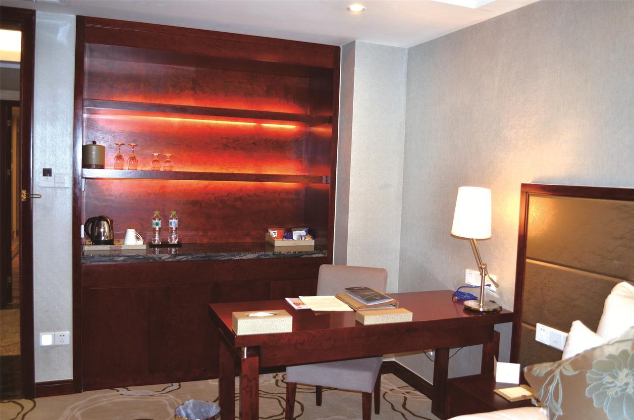Manhatton Hotel ג'וחאי מראה חיצוני תמונה