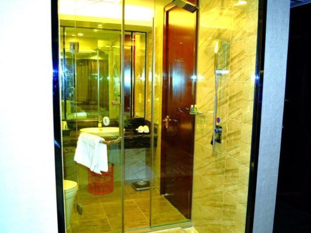 Manhatton Hotel ג'וחאי מראה חיצוני תמונה